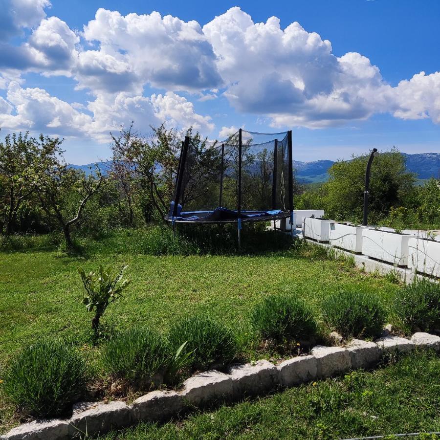 Casa Di Oliva-House With Heated Pool & Jacuzzi In Trilj, Croatia Villa Dış mekan fotoğraf