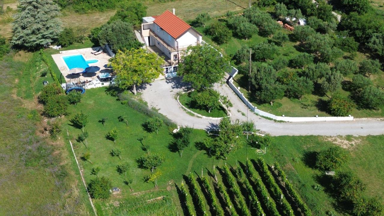 Casa Di Oliva-House With Heated Pool & Jacuzzi In Trilj, Croatia Villa Dış mekan fotoğraf